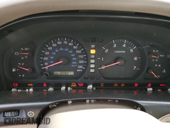 2000 Toyota Land Cruiser with VIN JT3HT05J6Y0086734, listed as a Copart auction lot 84870974 with 228,873 mi miles and Clean Title. Bid and sale history available at carsss.com. Image 9.