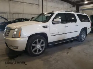 2008 Cadillac Escalade ESV z VIN 1GYFK66858R184955, wystawiony jako Copart lot #55686375 z przebiegiem 184 426 mil mil oraz Czysty tytuł • Clean title. Historia ofert i sprzedaży dostępna na DreamBid. Obrazek 1.