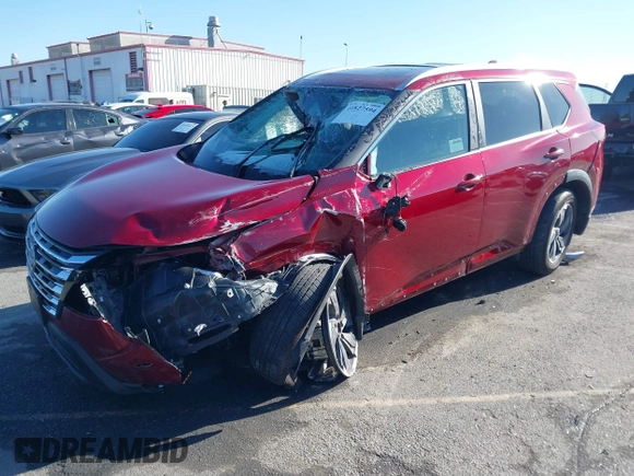 2024 Nissan Rogue SV z VIN 5N1BT3BA9RC705037, wystawiony jako IAAI lot #41827594 z przebiegiem 13 435 mil mil oraz . Historia ofert i sprzedaży dostępna na DreamBid. Obrazek 2.