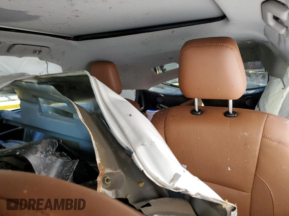 2018 Toyota Highlander Limited z VIN 5TDDZRFH1JS860268, wystawiony jako Copart lot #59696495 z przebiegiem Nie podano mil oraz Szkoda całkowita • Salvage title. Historia ofert i sprzedaży dostępna na DreamBid. Obrazek 10.