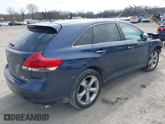 2015 Toyota Venza XLE with VIN 4T3BK3BB4FU112999, listed as a IAAI auction lot 41915921 with 139,106 mi miles. Bid and sale history available at carsss.com. Image 4.