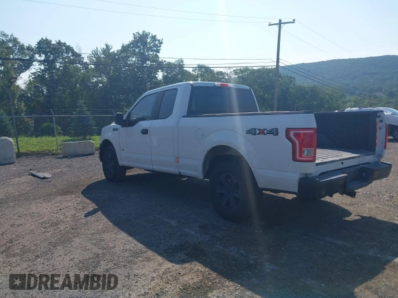 2015 Ford F-150 XLT с VIN 1FTEX1EP4FFB01142, выставлен на аукционе IAAI как лот 42661019 с пробегом 181 451 миль миль и . История ставок и продаж доступна на DreamBid. Изображение 3.