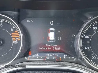 2019 Jeep Cherokee Limited with VIN 1C4PJLDB8KD402904, listed as a IAAI auction lot 42107306 with 96,677 mi miles and . Bid and sale history available at DreamBid. Image 15.