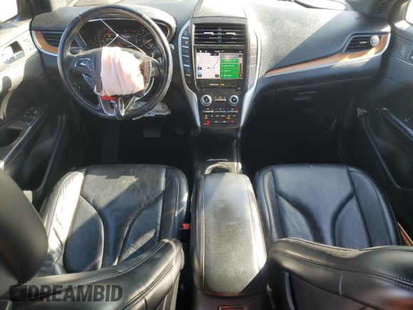 2019 Lincoln MKC Select with VIN 5LMCJ2D96KUL02511, listed as a Copart auction lot 48630875 with 83,635 mi miles and Salvage title. Bid and sale history available at DreamBid. Image 8.