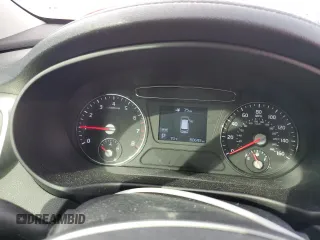 2019 Kia Sorento S z VIN 5XYPG4A56KG596143, wystawiony jako Copart lot #43208255 z przebiegiem 80 643 mil mil oraz Szkoda całkowita • Salvage title. Historia ofert i sprzedaży dostępna na DreamBid. Obrazek 9.