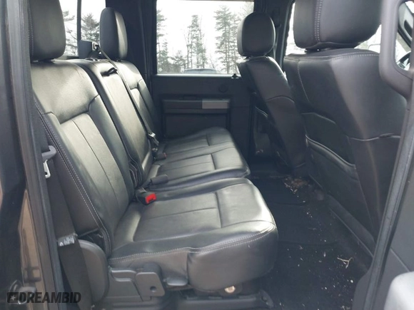 2015 Ford Super Duty F-250 SRW Lariat with VIN 1FT7W2BT5FEB50696, listed as a IAAI auction lot 41406626 with 106,993 mi miles. Bid and sale history available at carsss.com. Image 8.