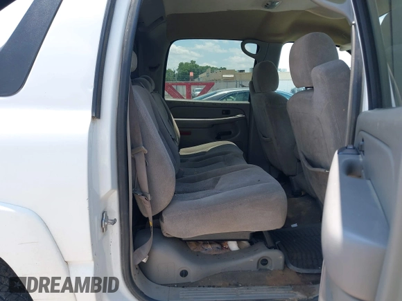 2005 Chevrolet Avalanche LS with VIN 3GNEC12Z15G267981, listed as a IAAI auction lot 42345543 with 235,585 mi miles and . Bid and sale history available at DreamBid. Image 8.