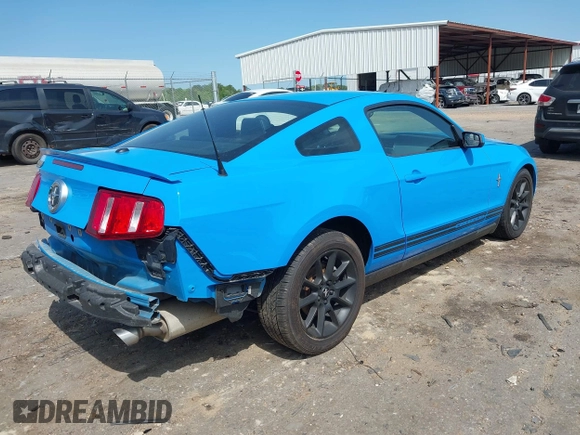 2011 Ford Mustang V6 with VIN 1ZVBP8AM3B5164284, listed as a IAAI auction lot 42013370 with 43,689 mi miles and . Bid and sale history available at DreamBid. Image 4.