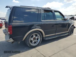 1998 Ford Expedition XLT with VIN 1FMRU17L2WLB50938, listed as a Copart auction lot 72033484 with 199,898 mi miles and Salvage Title. Bid and sale history available at carsss.com. Image 3.