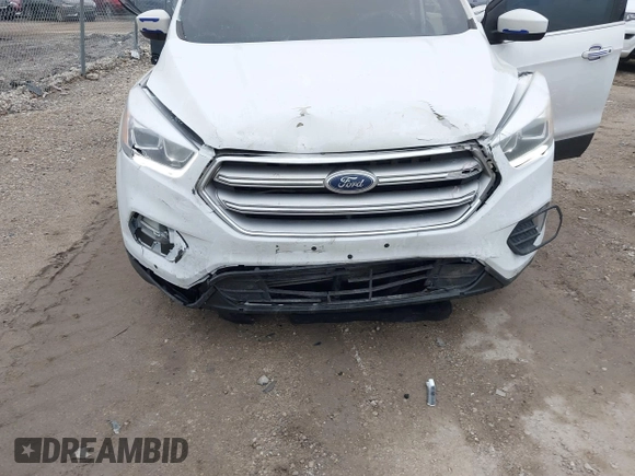 2017 Ford Escape SE with VIN 1FMCU0G94HUA55492, listed as a IAAI auction lot 40881436 with 168,481 mi miles and . Bid and sale history available at carsss.com. Image 6.