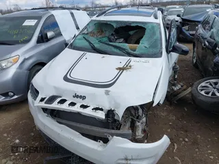 2022 Jeep Cherokee X with VIN 1C4PJMCX1ND552845, listed as a IAAI auction lot 41877665 with Not provided miles and . Bid and sale history available at DreamBid. Image 6.