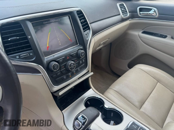 2014 Jeep Grand Cherokee Overland with VIN 1C4RJFCM8EC388963, listed as a Copart auction lot 56423685 with 190,146 mi miles and Clean Title. Bid and sale history available at DreamBid. Image 10.