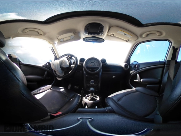 2011 MINI Countryman S with VIN WMWZC5C53BWL53641, listed as a IAAI auction lot 42547084 with 171,647 mi miles and . Bid and sale history available at DreamBid. Image 18.