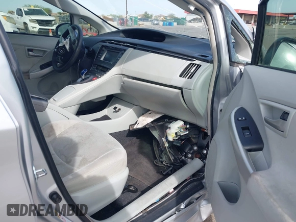2015 Toyota Prius Four with VIN JTDKN3DU8F0450285, listed as a IAAI auction lot 41932739 with 213,675 mi miles. Bid and sale history available at carsss.com. Image 5.