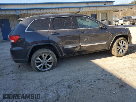 2012 Jeep Grand Cherokee Laredo with VIN 1C4RJFAG5CC289172, listed as a Copart auction lot 48679985 with 133,581 mi miles and Salvage Title. Bid and sale history available at carsss.com. Image 3.