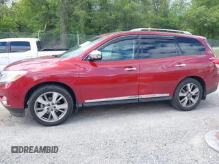 2013 Nissan Pathfinder SV with VIN 5N1AR2MM1DC641760, listed as a IAAI auction lot 42156769 with 149,850 mi miles and . Bid and sale history available at DreamBid. Image 14.