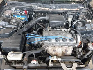 1998 Honda Civic DX with VIN 1HGEJ6127WL033124, listed as a IAAI auction lot 41635272 with 276,401 mi miles. Bid and sale history available at carsss.com. Image 10.