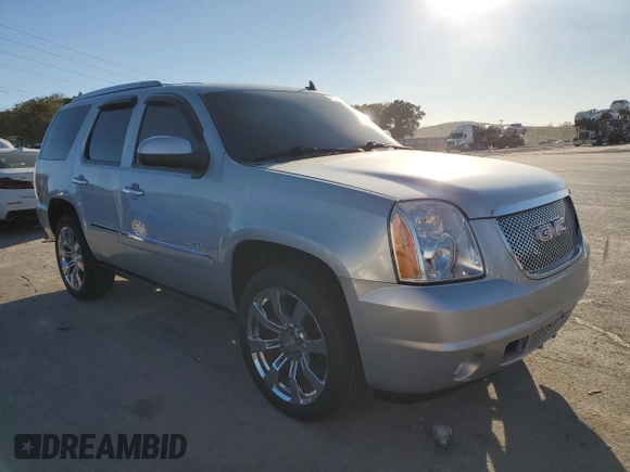 2012 GMC Yukon Denali with VIN 1GKS2EEF2CR301497, listed as a Copart auction lot 75238214 with 155,780 mi miles and Clean Title. Bid and sale history available at carsss.com. Image 4.