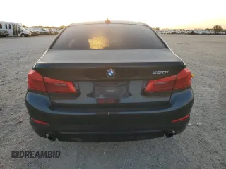 2019 BMW 5 Series 530i z VIN WBAJA5C54KG900736, wystawiony jako Copart lot #52232275 z przebiegiem 112 560 mil mil oraz Czysty tytuł • Clean title. Historia ofert i sprzedaży dostępna na DreamBid. Obrazek 6.