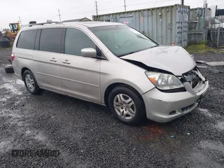 2005 Honda Odyssey EX-L z VIN 5FNRL38765B135073, wystawiony jako IAAI lot #42017914 z przebiegiem 143 083 mil mil oraz . Historia ofert i sprzedaży dostępna na DreamBid. Obrazek 1.