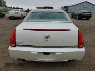 2011 Cadillac DTS Luxury Collection z VIN 1G6KD5E67BU122196, wystawiony jako Copart lot #58716175 z przebiegiem 76 192 mil mil oraz Czysty tytuł • Clean title. Historia ofert i sprzedaży dostępna na DreamBid. Obrazek 6.