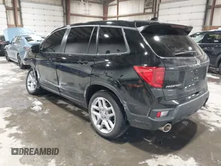 2025 Honda Passport EX-L z VIN 5FNYF8H54SB010454, wystawiony jako IAAI lot #41569333 z przebiegiem 4592 mil mil oraz . Historia ofert i sprzedaży dostępna na DreamBid. Obrazek 3.