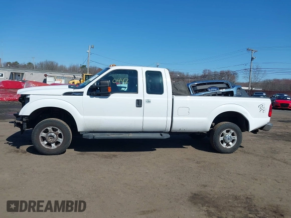 2016 Ford Super Duty F-250 SRW XLT with VIN 1FT7X2B67GED20159, listed as a IAAI auction lot 41570447 with 98,359 mi miles. Bid and sale history available at carsss.com. Image 15.