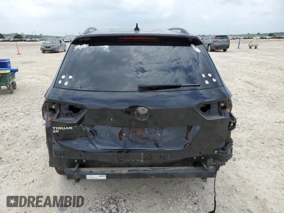 2021 Volkswagen Tiguan SE z VIN 3VV3B7AX4MM075946, wystawiony jako Copart lot #54315625 z przebiegiem 62 399 mil mil oraz Szkoda całkowita • Salvage title. Historia ofert i sprzedaży dostępna na DreamBid. Obrazek 6.
