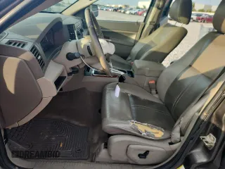 2005 Jeep Grand Cherokee Limited with VIN 1J4HR58235C654101, listed as a Copart auction lot 65961985 with 204,577 mi miles and Non repairable. Bid and sale history available at DreamBid. Image 7.