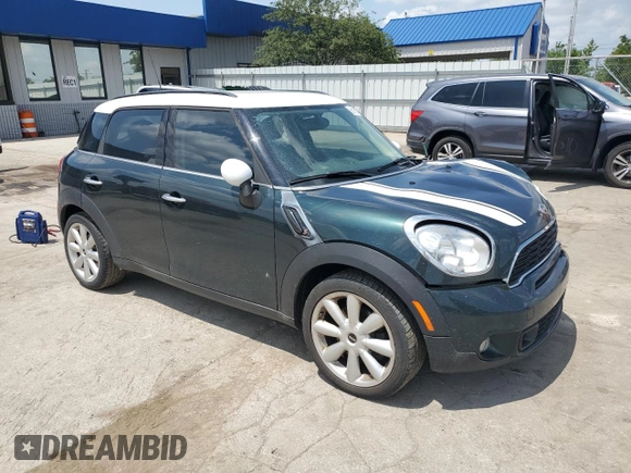 2013 MINI Countryman S with VIN WMWZC3C58DWP21965, listed as a Copart auction lot 61161735 with 142,797 mi miles and Salvage title. Bid and sale history available at DreamBid. Image 4.