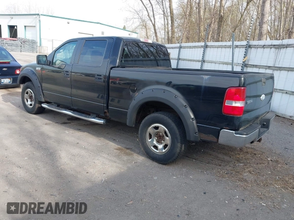 2007 Ford F-150 XLT with VIN 1FTPW14527FA16555, listed as a IAAI auction lot 42122767 with 181,242 mi miles. Bid and sale history available at carsss.com. Image 3.