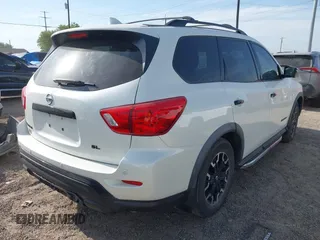 2020 Nissan Pathfinder SL z VIN 5N1DR2CN3LC605204, wystawiony jako IAAI lot #42063143 z przebiegiem 71 322 mil mil oraz . Historia ofert i sprzedaży dostępna na DreamBid. Obrazek 4.