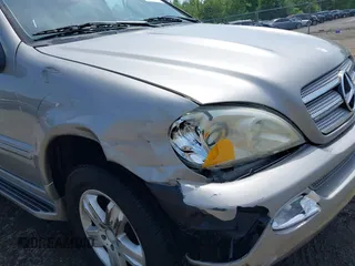 2005 Mercedes-Benz M 350 with VIN 4JGAB57E25A531968, listed as a IAAI auction lot 42152817 with 138,241 mi miles and . Bid and sale history available at DreamBid. Image 6.