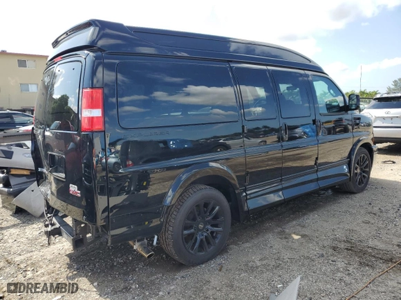 2021 GMC Savana Cargo Van with VIN 1GTW7AF7XM1288092, listed as a Copart auction lot 39192523 with 7,265 mi miles. Bid and sale history available at carsss.com. Image 3.