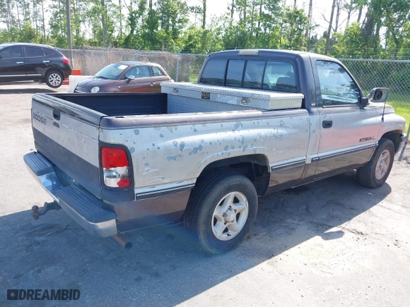 1997 Dodge Ram 1500 with VIN 1B7HC16Y2VJ509957, listed as a IAAI auction lot 42100719 with 133,165 mi miles. Bid and sale history available at carsss.com. Image 4.