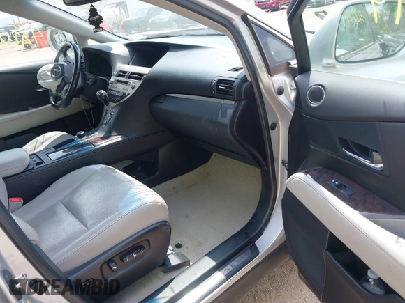 2013 Lexus RX 350 z VIN 2T2BK1BA0DC185883, wystawiony jako IAAI lot #42227199 z przebiegiem 120 538 mil mil oraz . Historia ofert i sprzedaży dostępna na DreamBid. Obrazek 5.