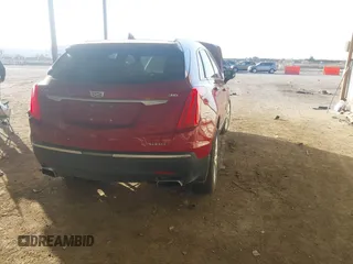 2019 Cadillac XT5 Premium Luxury FWD z VIN 1GYKNERS0KZ157287, wystawiony jako IAAI lot #41106524 z przebiegiem 131 464 mil mil oraz . Historia ofert i sprzedaży dostępna na DreamBid. Obrazek 4.