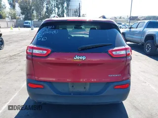 2017 Jeep Cherokee Sport z VIN 1C4PJLAB3HW559080, wystawiony jako IAAI lot #42206718 z przebiegiem 97 638 mil mil oraz . Historia ofert i sprzedaży dostępna na DreamBid. Obrazek 17.