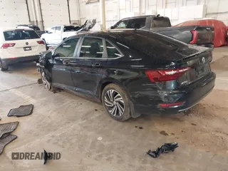 2020 Volkswagen Jetta SEL с VIN 3VWEB7BU6LM017747, выставлен на аукционе IAAI как лот 41976197 с пробегом 86 477 миль миль и . История ставок и продаж доступна на DreamBid. Изображение 3.