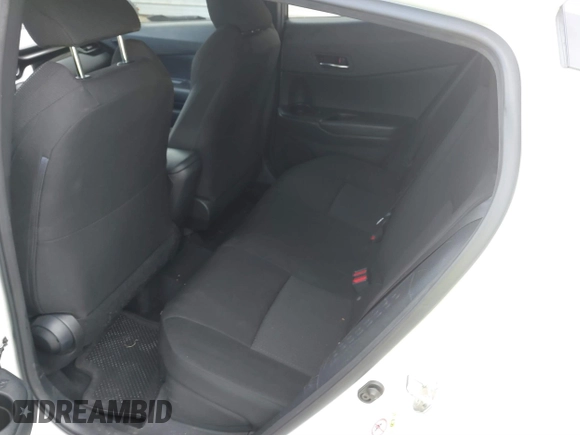 2018 Toyota C-HR XLE with VIN JTNKHMBX3J1010211, listed as a IAAI auction lot 40799443 with 104,148 mi miles. Bid and sale history available at carsss.com. Image 8.