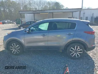 2017 Kia Sportage EX z VIN KNDPN3AC2H7293767, wystawiony jako IAAI lot #41651243 z przebiegiem 124 705 mil mil oraz . Historia ofert i sprzedaży dostępna na DreamBid. Obrazek 14.