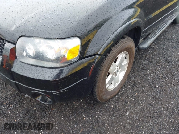 2006 Ford Escape Limited with VIN 1FMCU94176KC14081, listed as a IAAI auction lot 42267313 with 84,023 mi miles and . Bid and sale history available at DreamBid. Image 12.