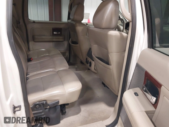 2008 Ford F-150 XLT with VIN 1FTPW14518KB96099, listed as a IAAI auction lot 41312992 with 192,141 mi miles. Bid and sale history available at carsss.com. Image 8.