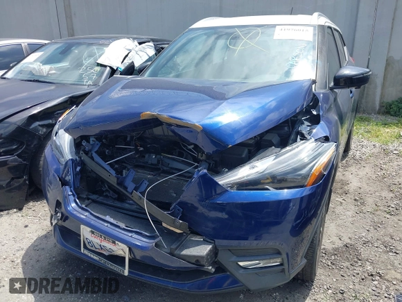 2019 Nissan Kicks S with VIN 3N1CP5CU5KL517856, listed as a IAAI auction lot 41976015 with 30,908 mi miles and . Bid and sale history available at carsss.com. Image 13.