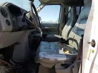 2013 Ford Econoline Cargo Commercial with VIN 1FTSS3EL6DDB02540, listed as a Copart auction lot 48965085 with 190,210 mi miles and Clean title. Bid and sale history available at DreamBid. Image 7.