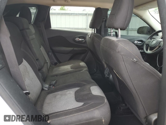 2016 Jeep Cherokee Altitude z VIN 1C4PJLAB7GW171896, wystawiony jako Copart lot #55929165 z przebiegiem 154 784 mil mil oraz Czysty tytuł • Clean title. Historia ofert i sprzedaży dostępna na DreamBid. Obrazek 11.