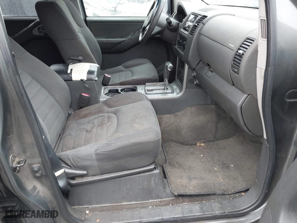 2006 Nissan Pathfinder SE with VIN 5N1AR18U26C676041, listed as a IAAI auction lot 41872718 with 254,585 mi miles. Bid and sale history available at carsss.com. Image 5.