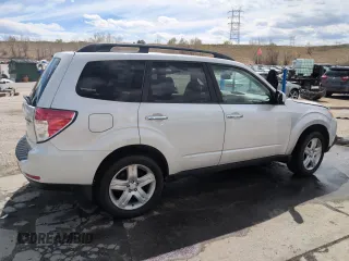 2010 Subaru Forester X Limited with VIN JF2SH6DC1AH801548, listed as a Copart auction lot 53394945 with 135,877 mi miles and Clean Title. Bid and sale history available at DreamBid. Image 3.