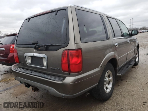 2001 Lincoln Navigator z VIN 5LMFU28R21LJ15849, wystawiony jako Copart lot #47623695 z przebiegiem 176 667 mil mil oraz Szkoda całkowita • Salvage title. Historia ofert i sprzedaży dostępna na DreamBid. Obrazek 3.