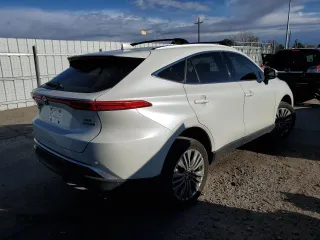2022 Toyota Venza LE with VIN JTEAAAAH8NJ096324, listed as a Copart auction lot 48895024 with 18,130 mi miles. Bid and sale history available at carsss.com. Image 3.